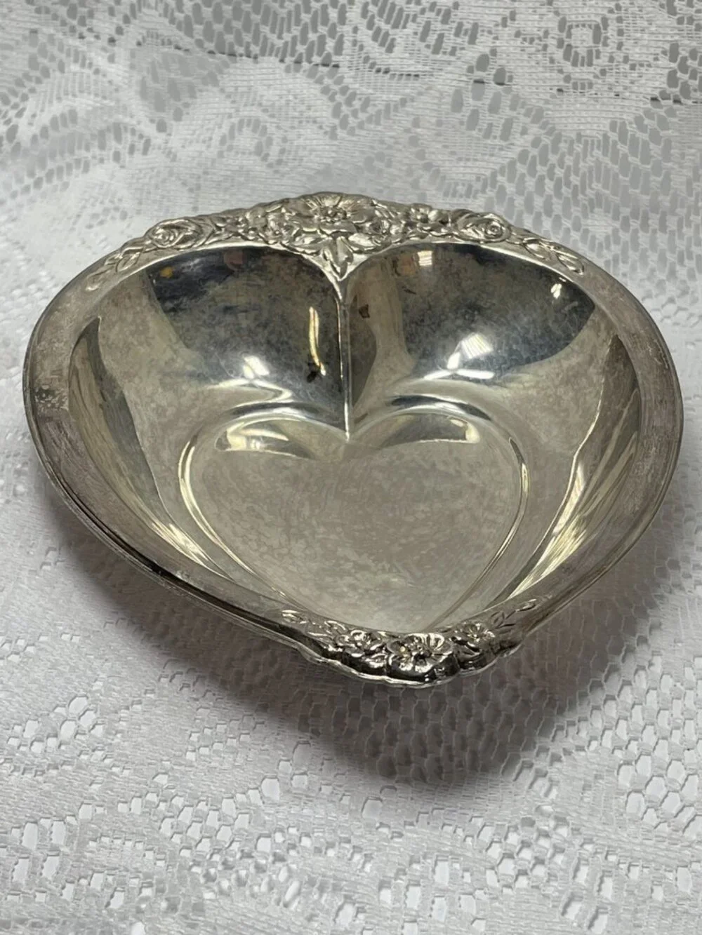 Vintage Laurel Mist 648 Silver Heart Shaped Candy Dish 7.25